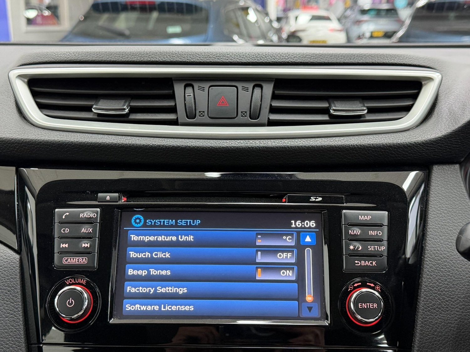 Used Nissan Qashqai 2016 for sale - 77612569: Photo 51