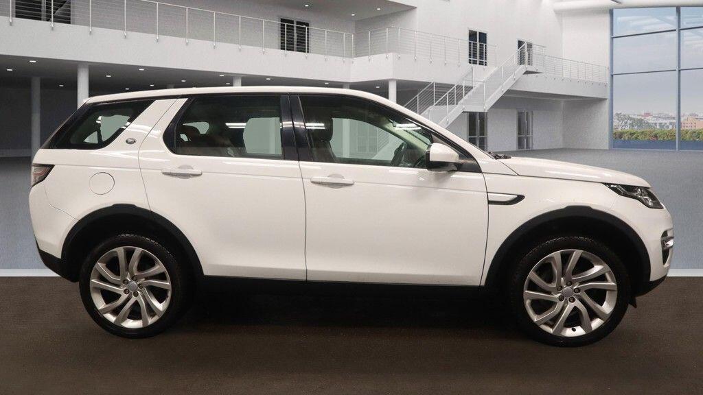 Used Land Rover Discovery Sport 2016 for sale - 77253971: Photo 9