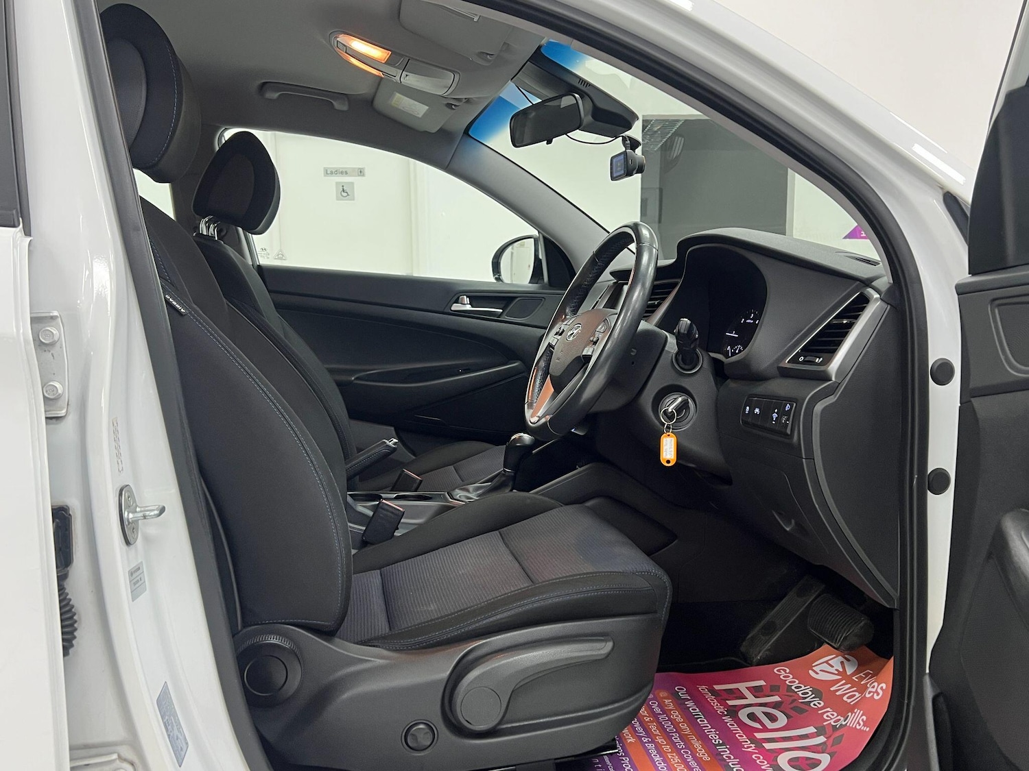 Used Hyundai TUCSON for sale - 77315141: Photo 3