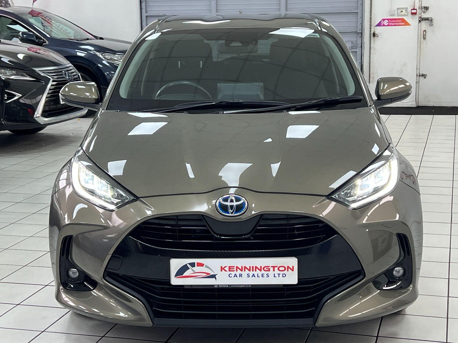 Used Toyota Yaris 2022 for sale - 76898557: Photo 12