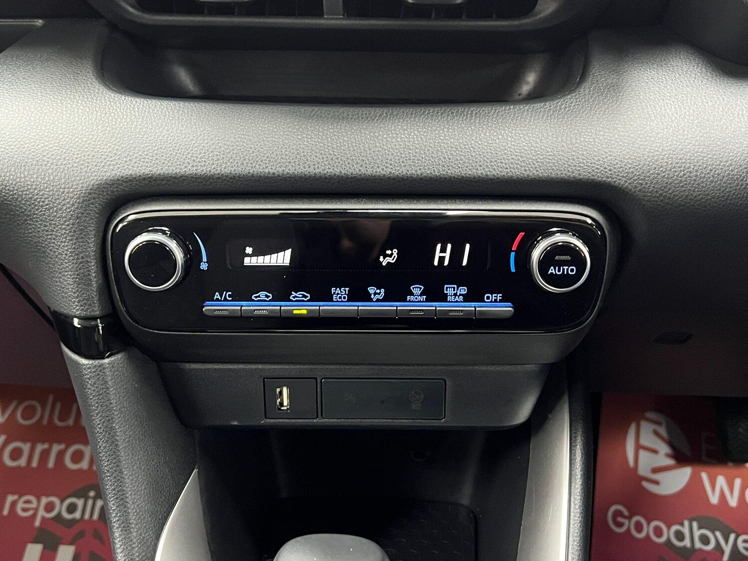 Used Toyota Yaris 2022 for sale - 76898557: Photo 29