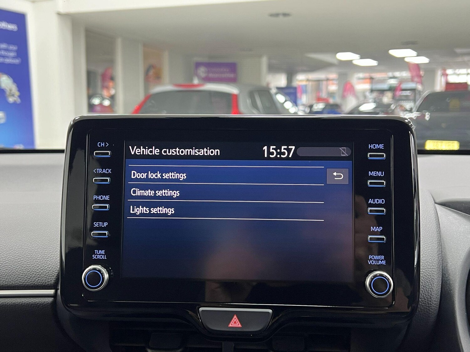 Used Toyota Yaris 2022 for sale - 76898557: Photo 53