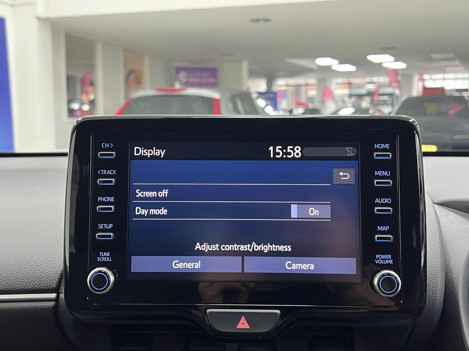 Used Toyota Yaris 2022 for sale - 76898557: Photo 59