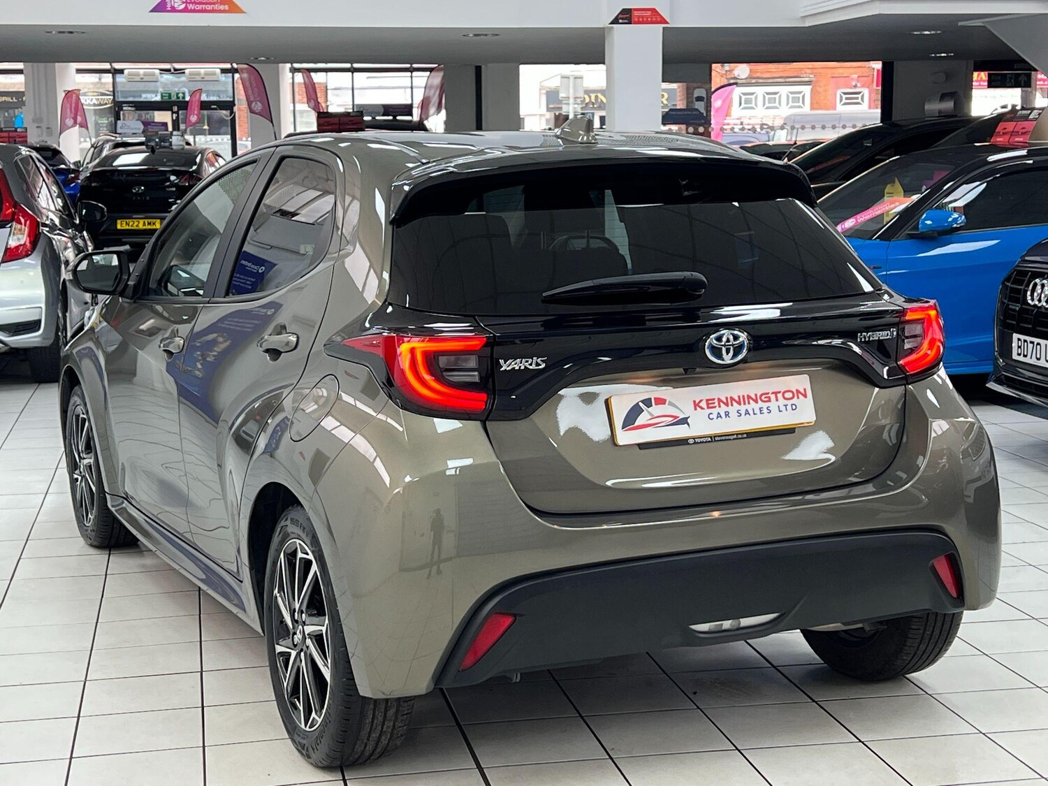 Used Toyota Yaris 2022 for sale - 76898557: Photo 9