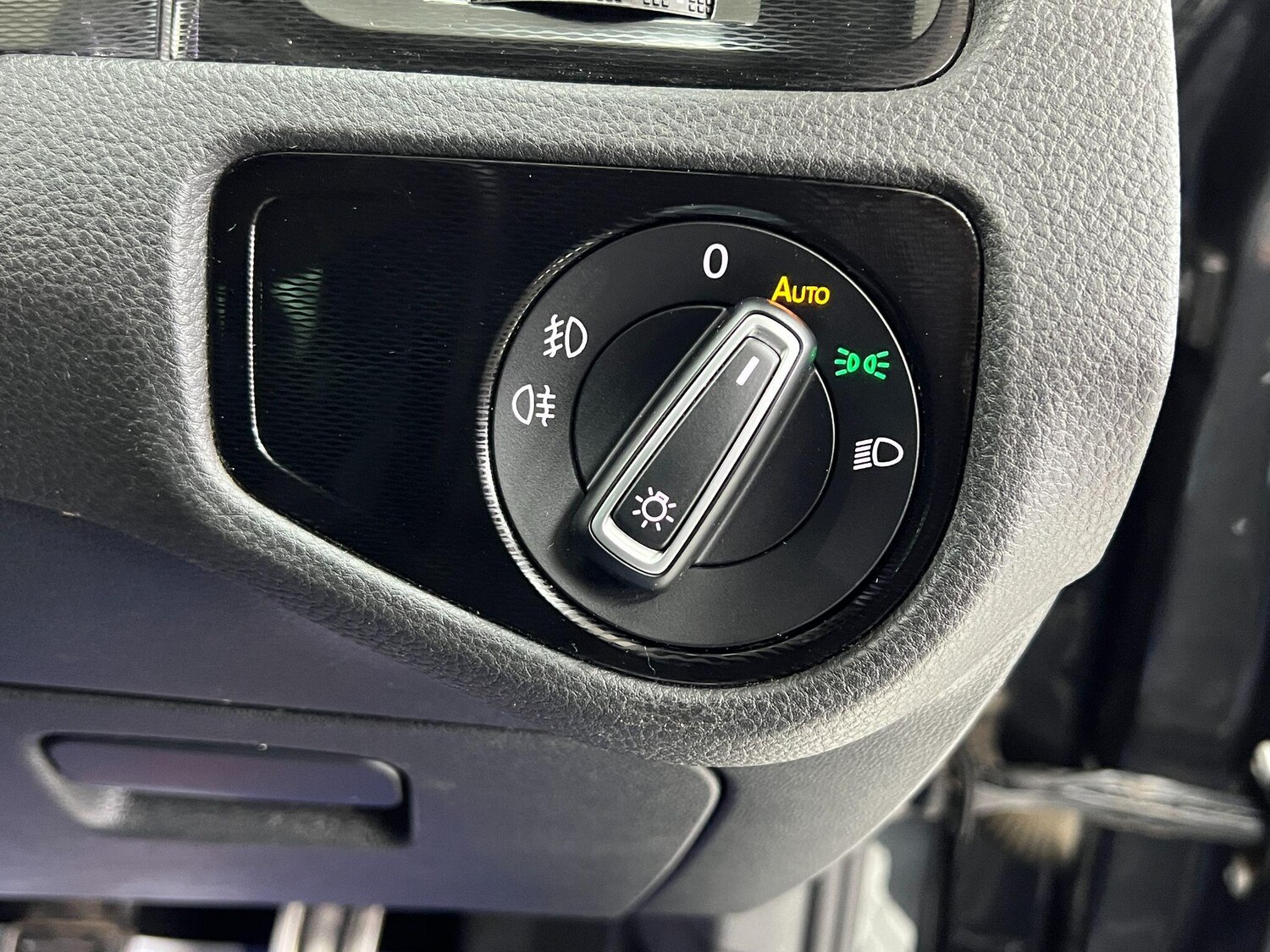 Used Volkswagen Golf for sale - 77484643: Photo 24