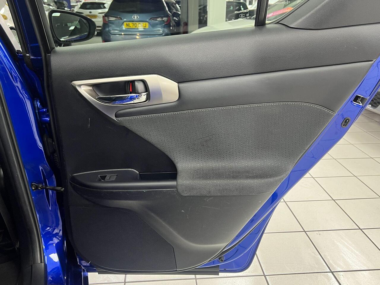 Used Lexus CT 2018 for sale - 77743861: Photo 33