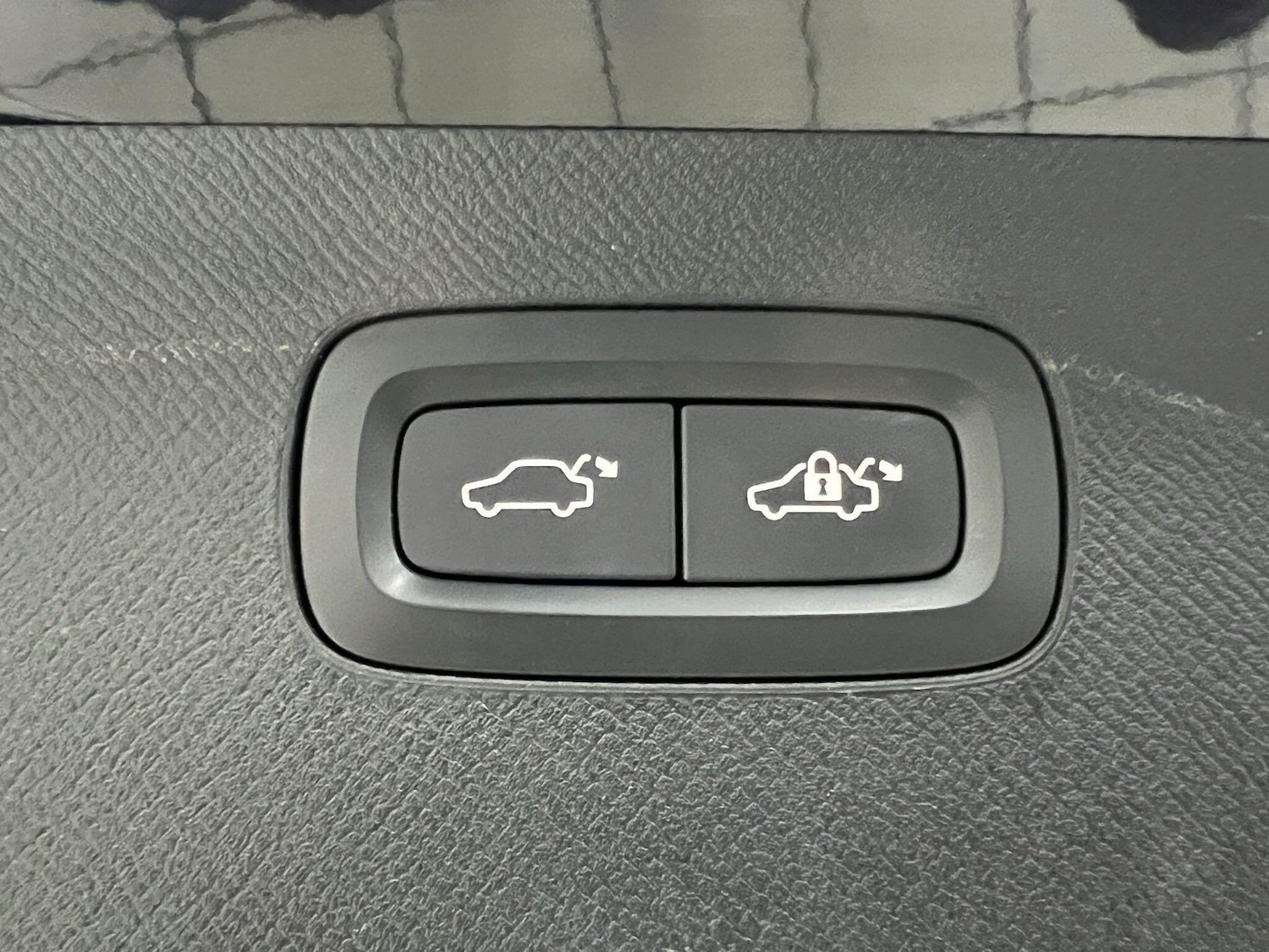 Used Volvo XC90 2016 for sale - 76976861: Photo 28