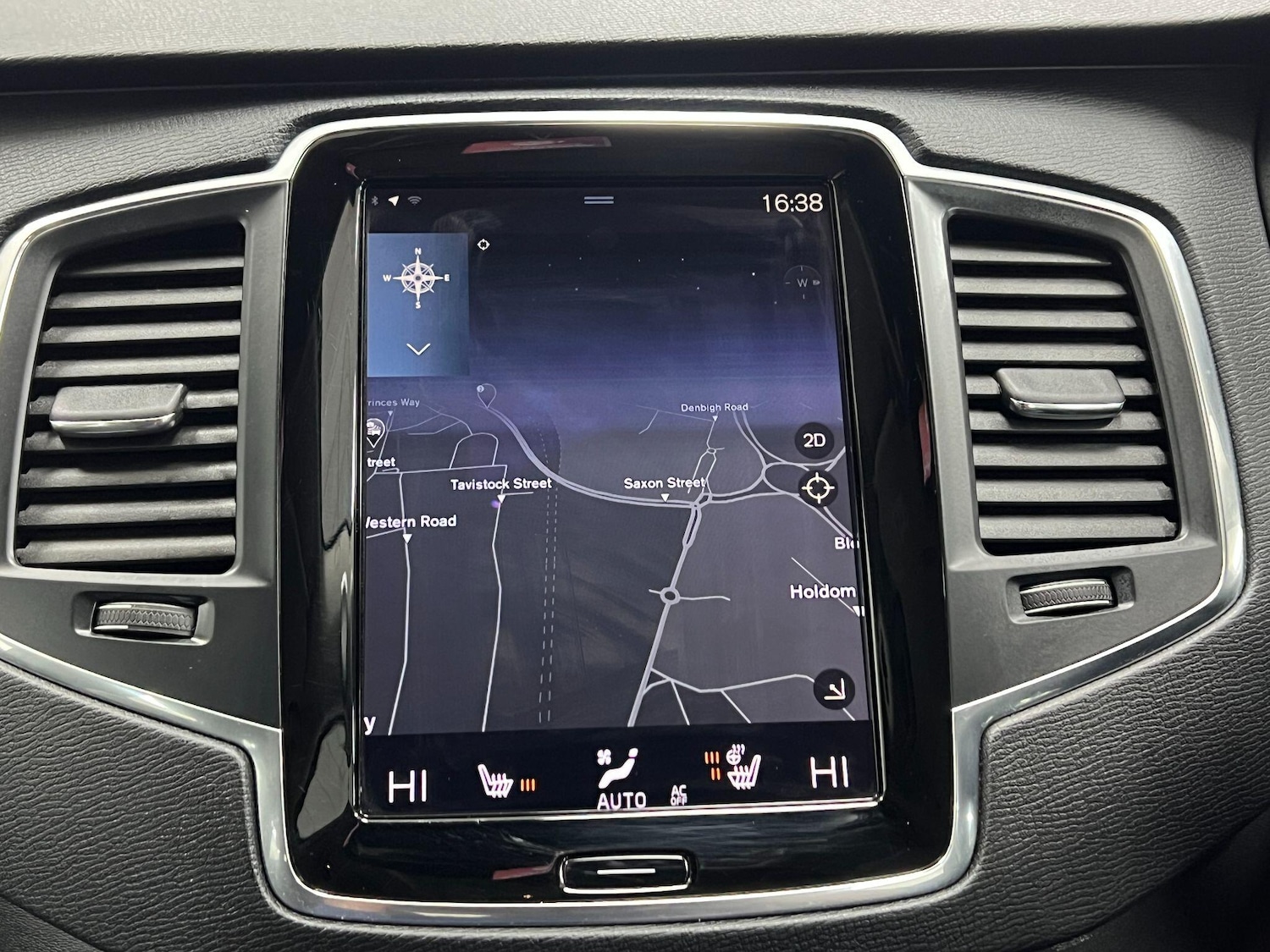 Used Volvo XC90 2016 for sale - 76976861: Photo 3