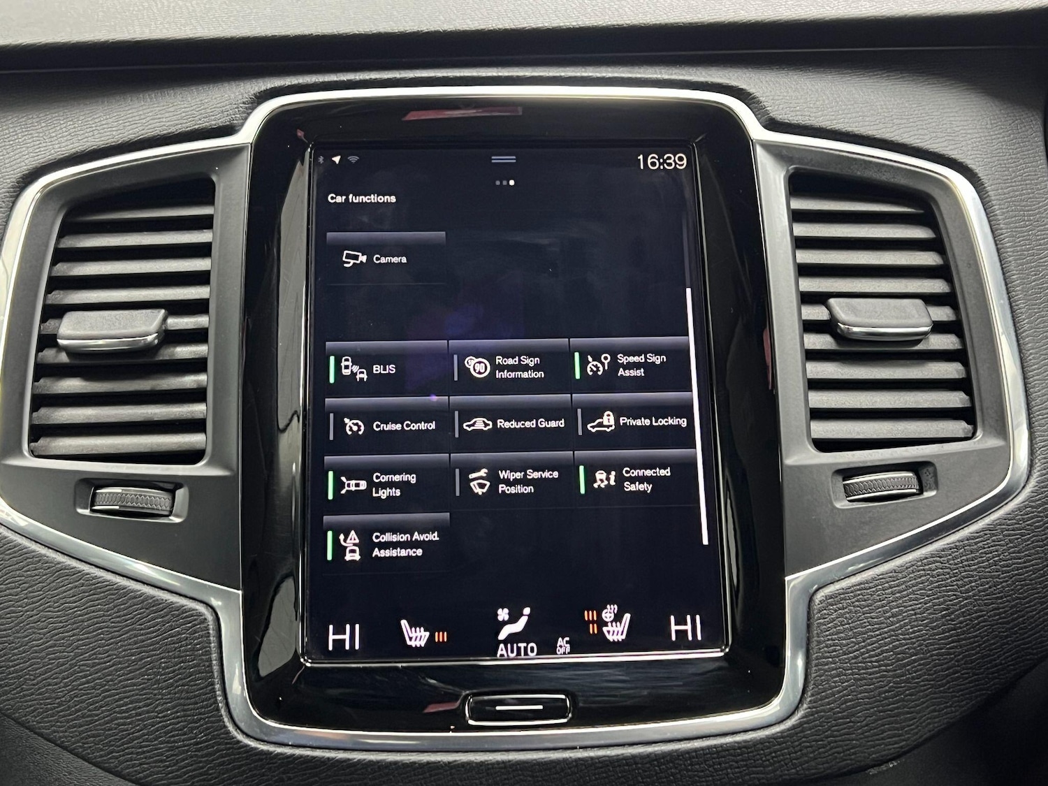 Used Volvo XC90 2016 for sale - 76976861: Photo 60