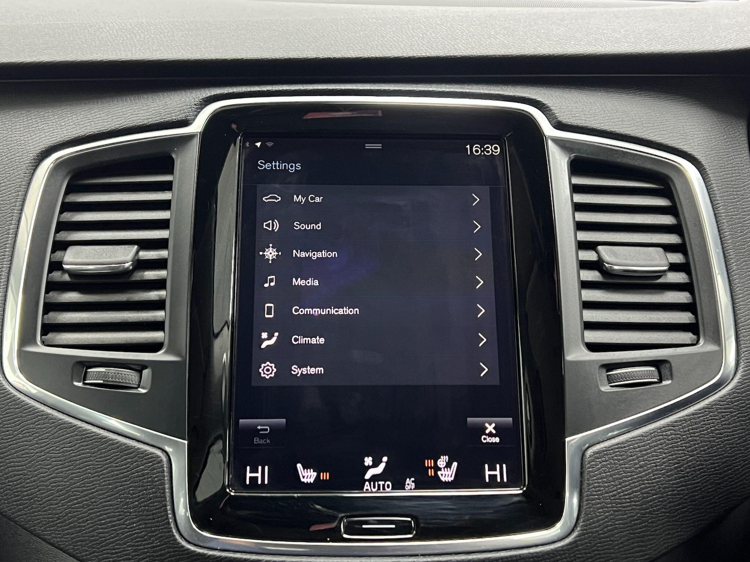 Used Volvo XC90 2016 for sale - 76976861: Photo 63