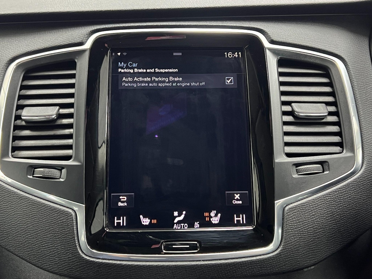 Used Volvo XC90 2016 for sale - 76976861: Photo 77