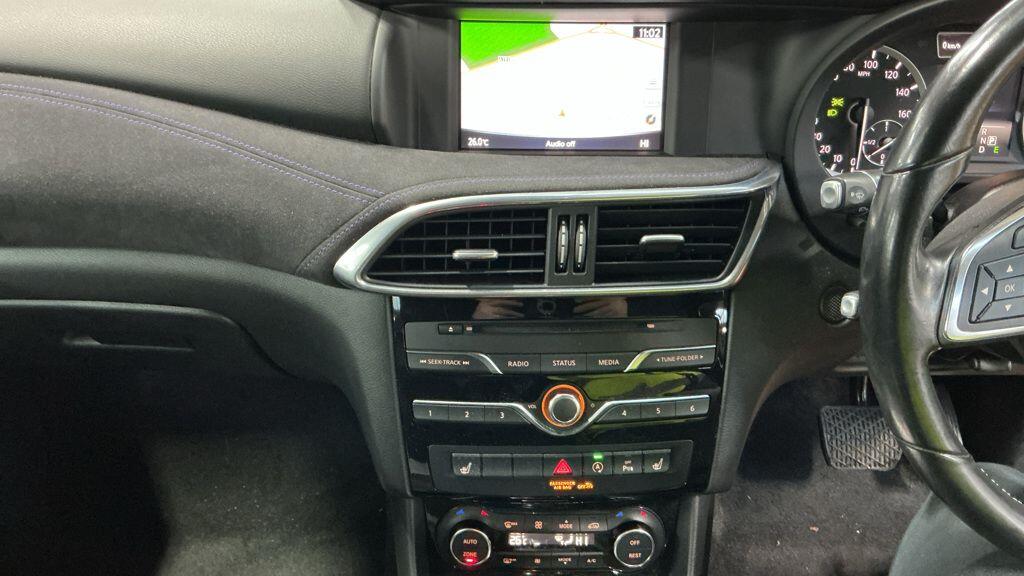 Used Infiniti Q30 2018 for sale - 76898198: Photo 18