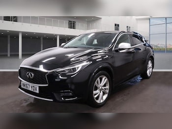 Used Infiniti Q30 2018 for sale - 76898198: Photo
