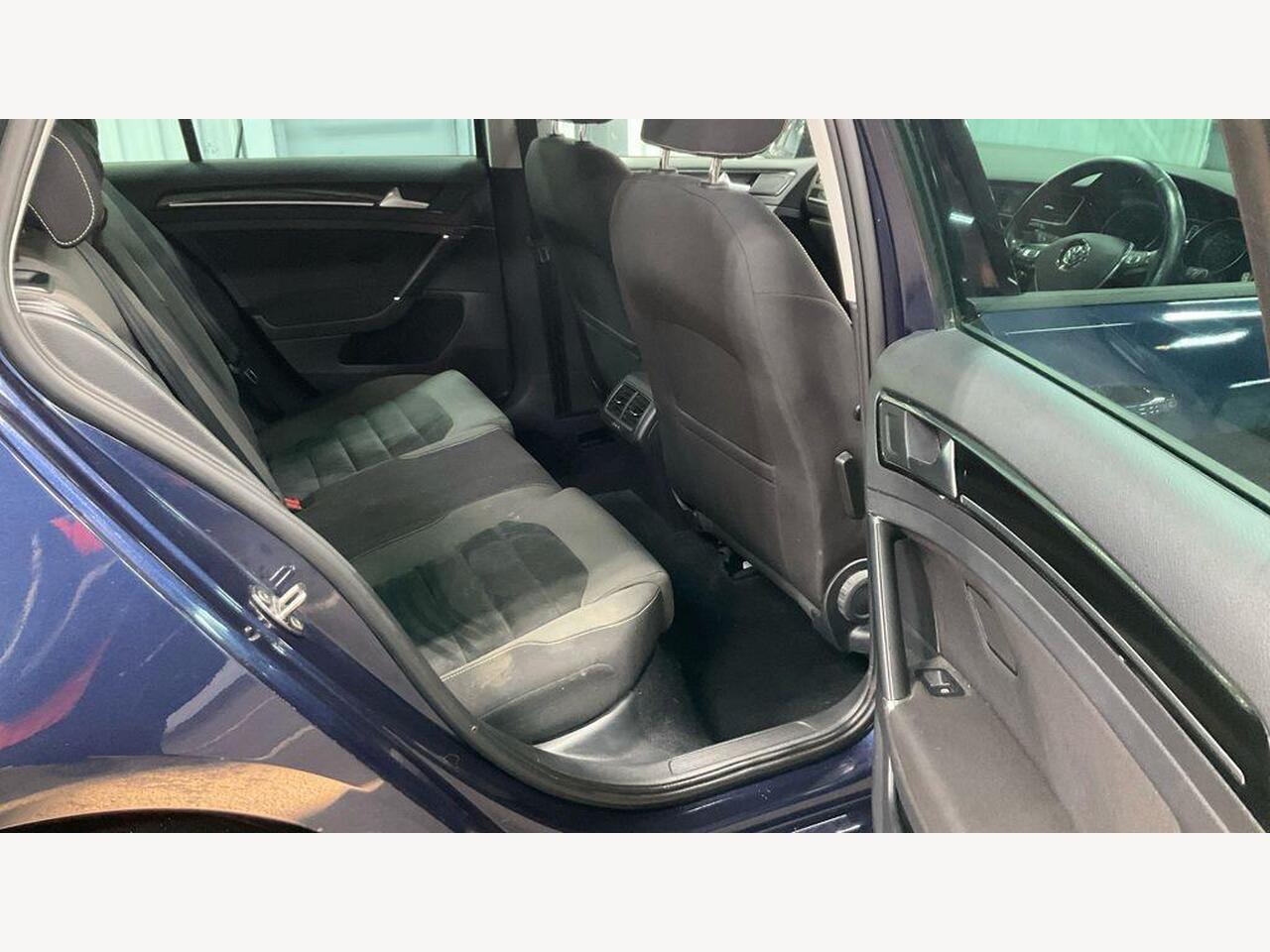 Used Volkswagen Golf 2016 for sale - 77743902: Photo 12