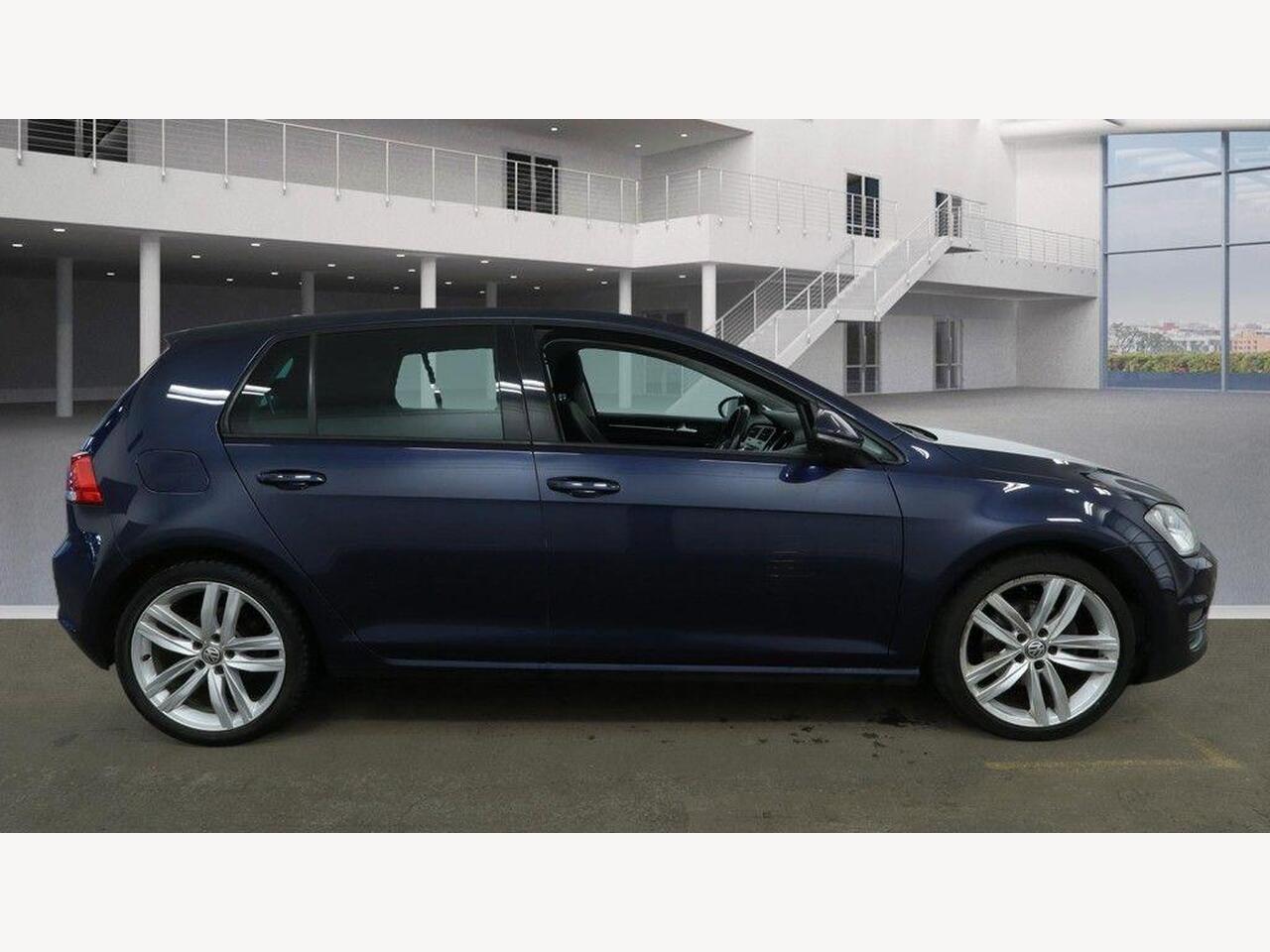 Used Volkswagen Golf 2016 for sale - 77743902: Photo 8