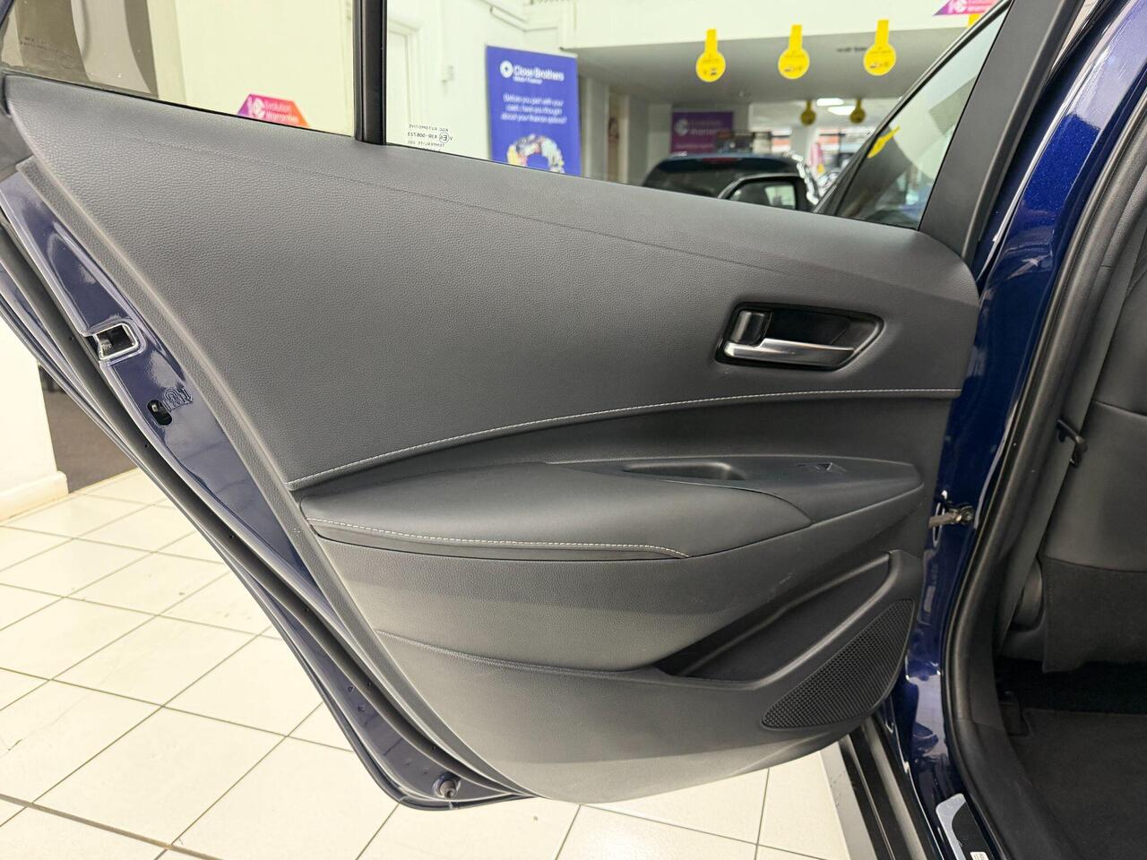 Used Toyota Corolla 2023 for sale - 77743933: Photo 32