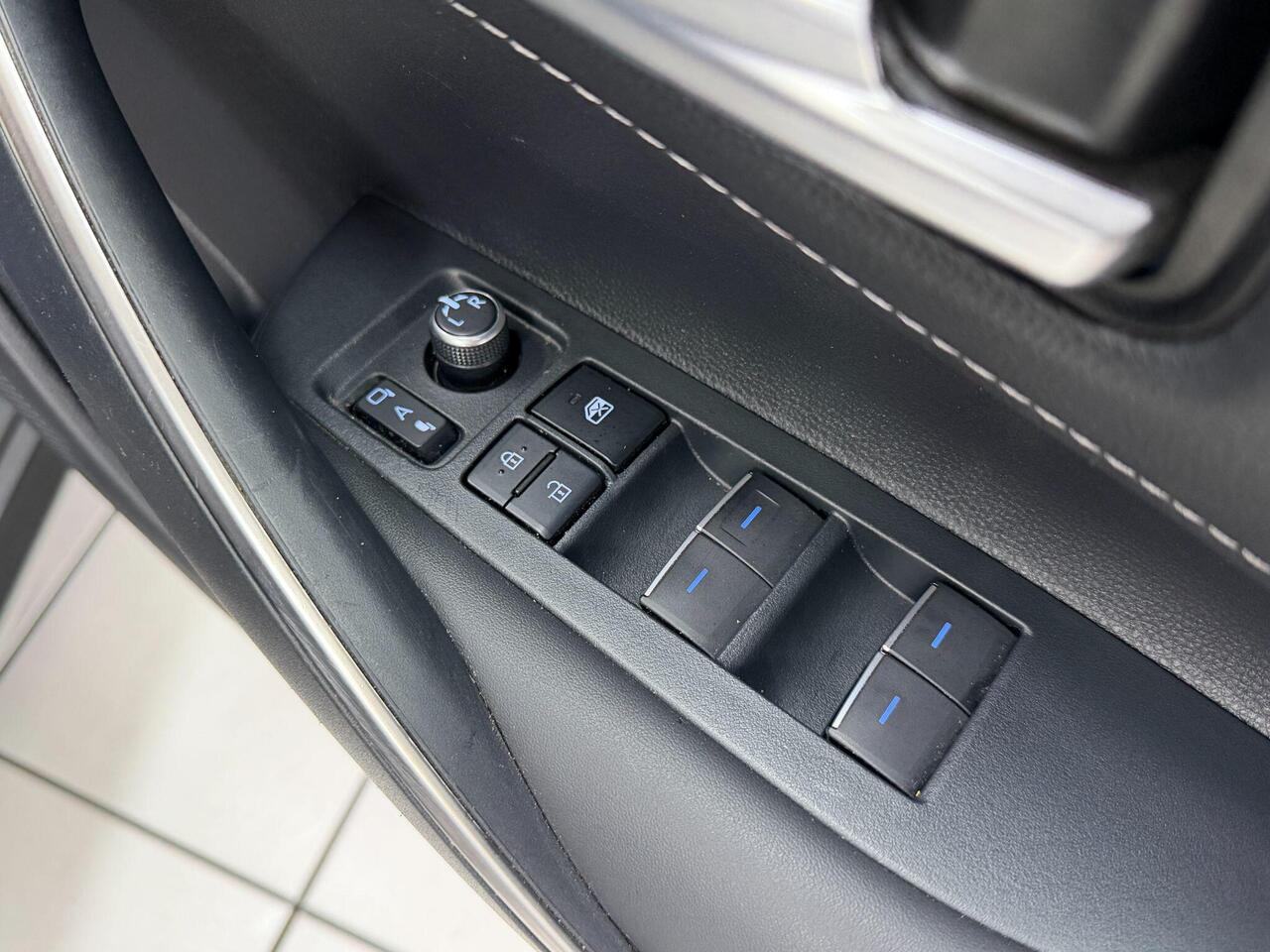 Used Toyota Corolla 2023 for sale - 77743933: Photo 35