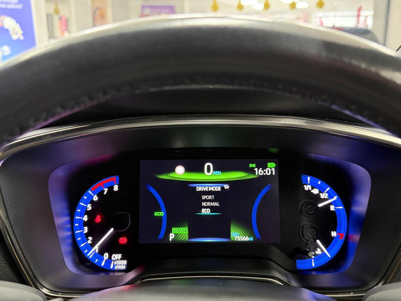 Used Toyota Corolla 2023 for sale - 77743933: Photo 60