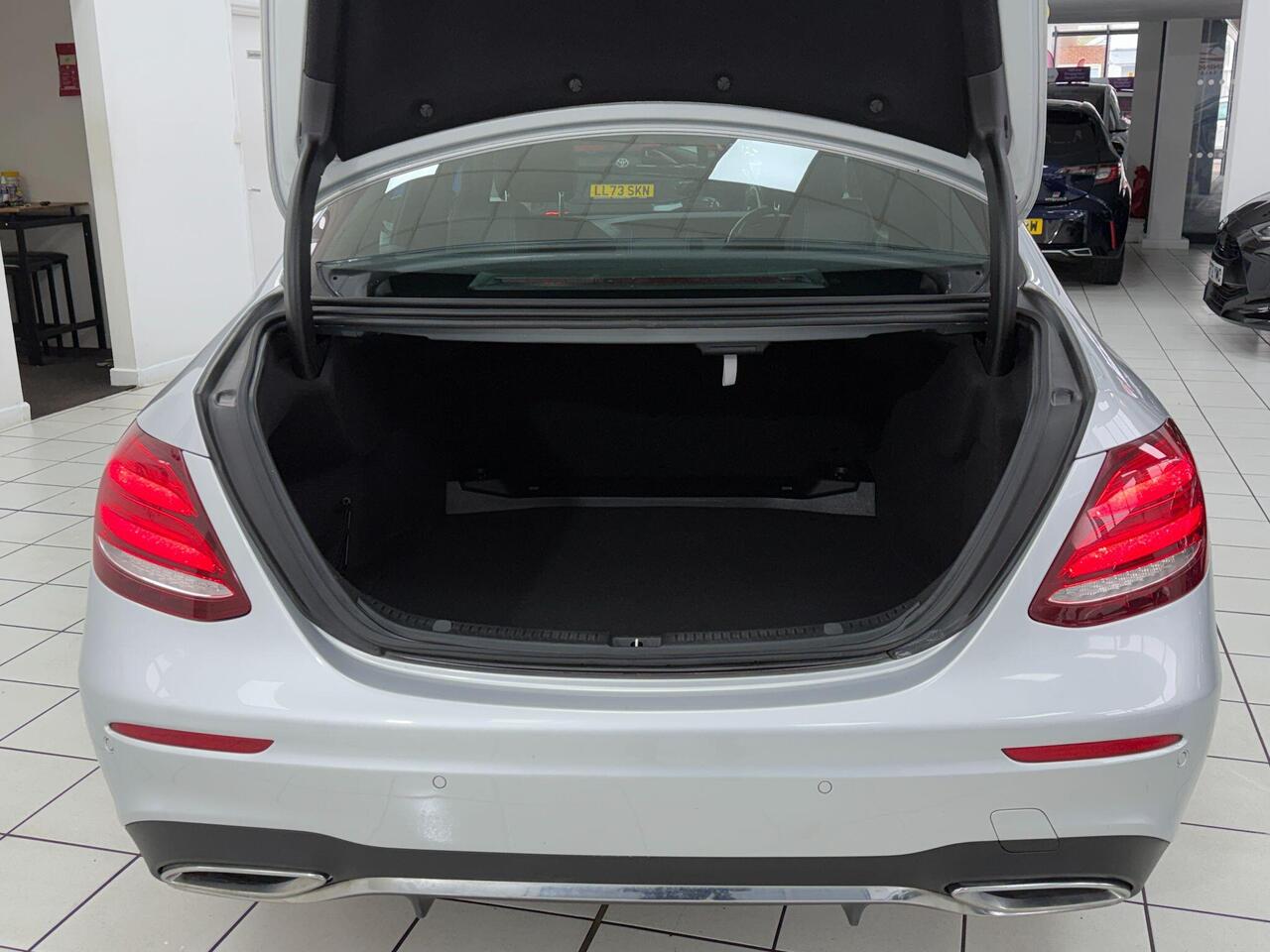 Used Mercedes-Benz E Class 2016 for sale - 78008910: Photo 91