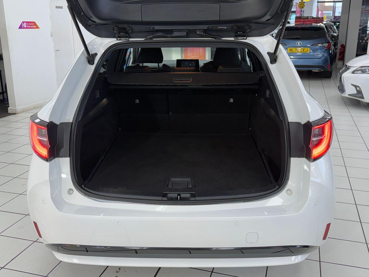 Used Toyota Corolla 2023 for sale - 77743921: Photo 68