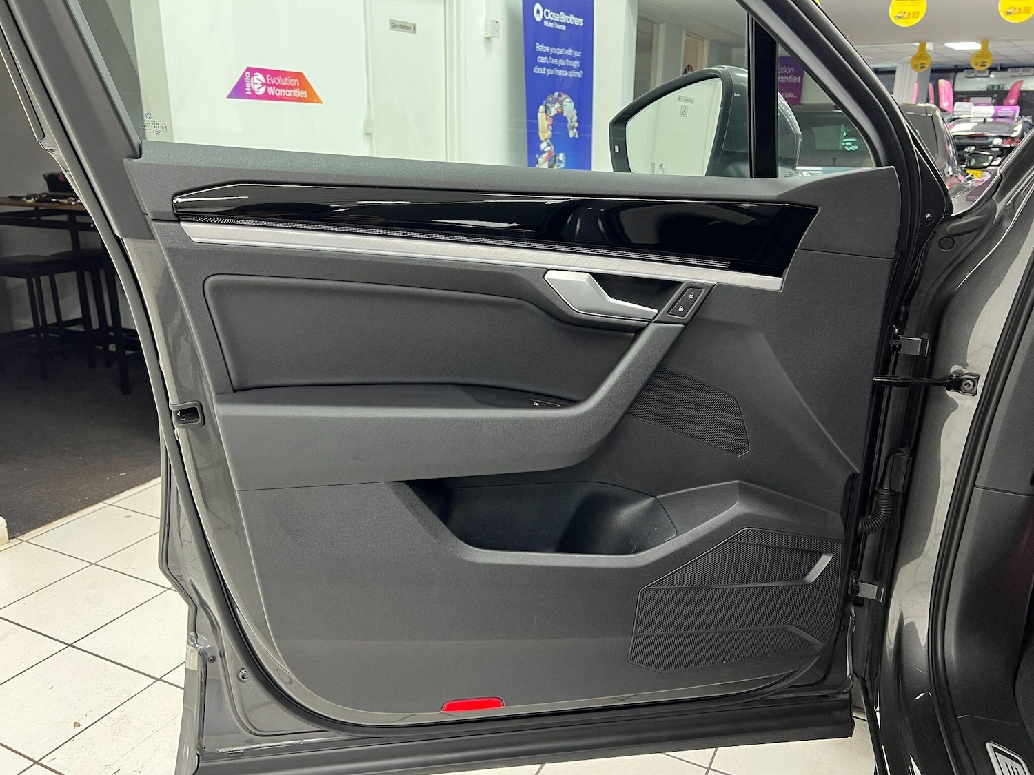 Used Volkswagen Touareg 2020 for sale - 77060267: Photo 34