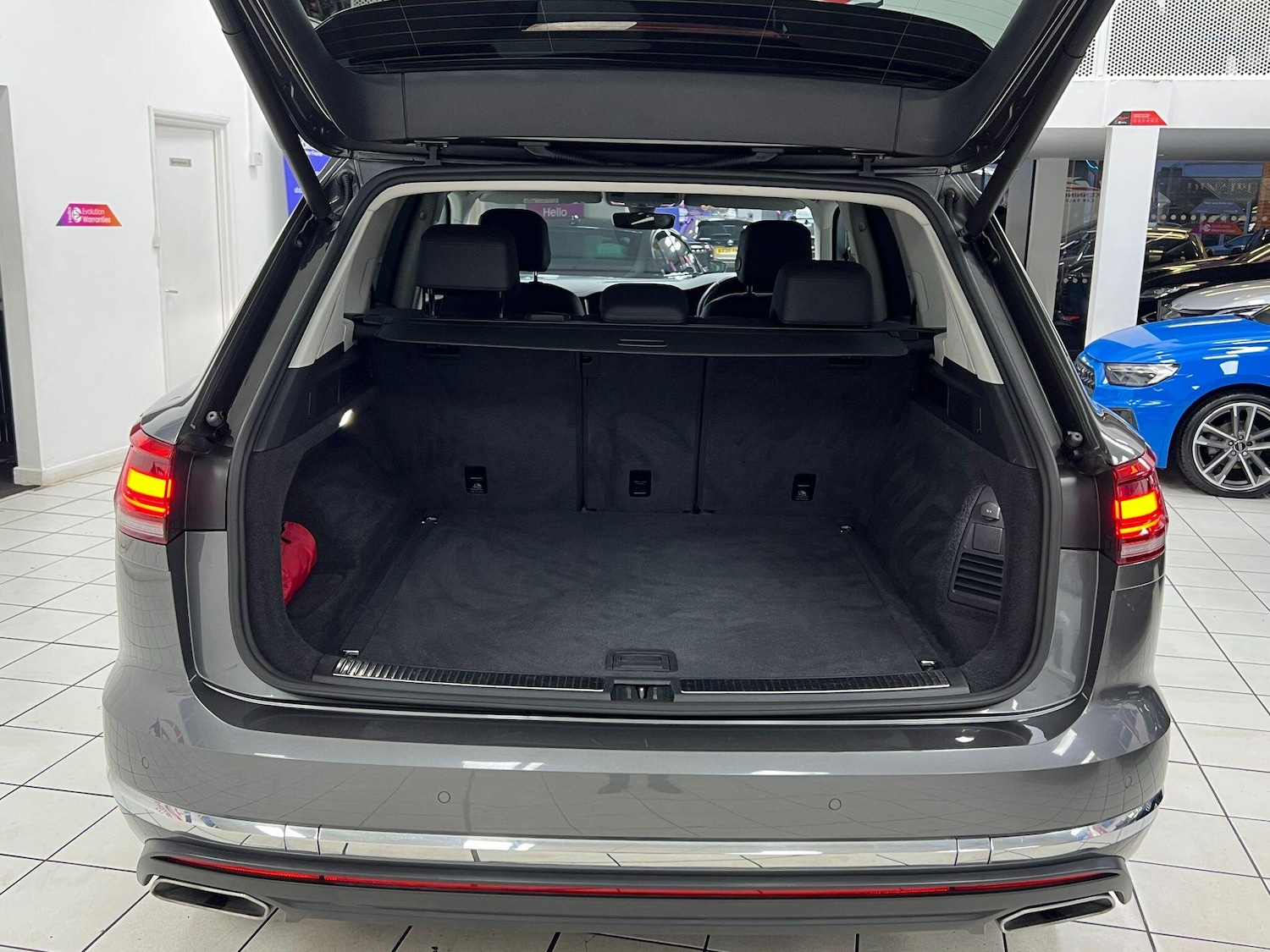 Used Volkswagen Touareg 2020 for sale - 77060267: Photo 96