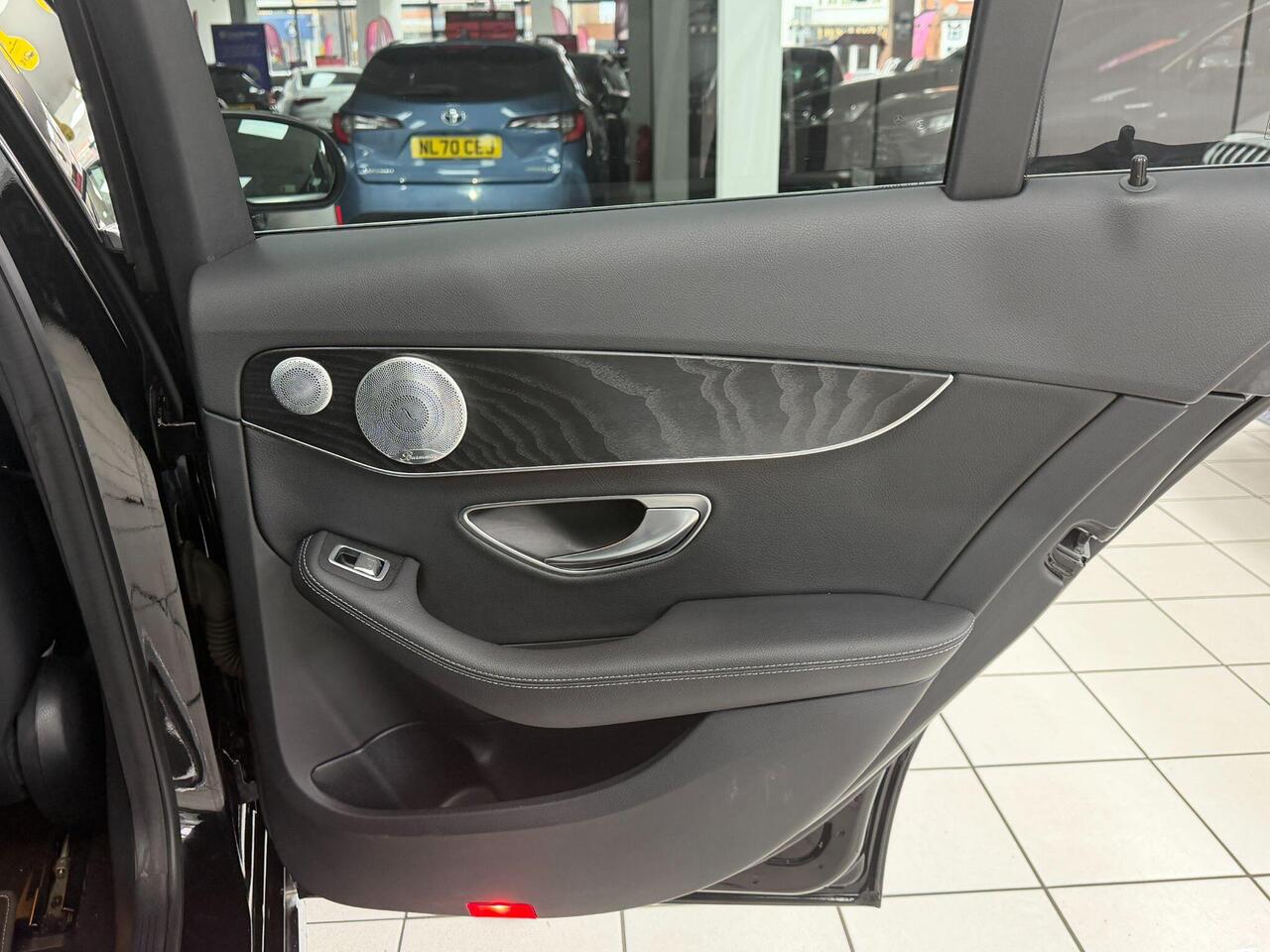 Used Mercedes-Benz C Class 2016 for sale - 77743930: Photo 39