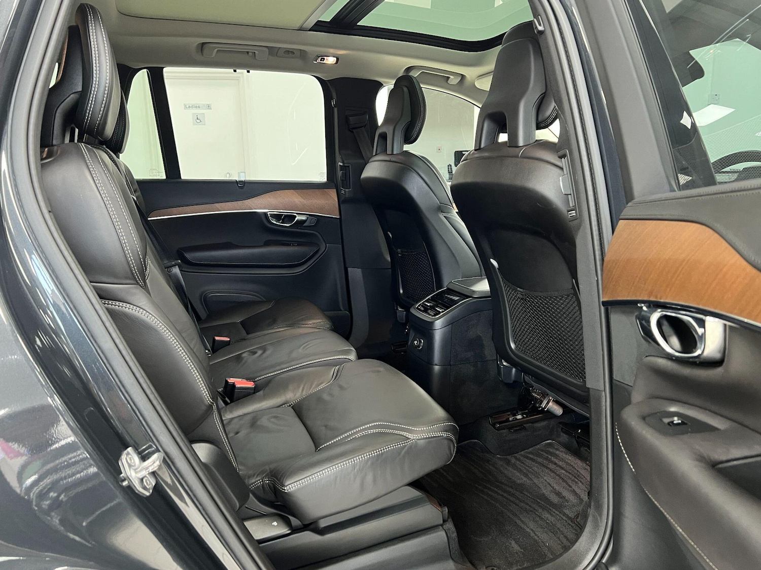 Used Volvo XC90 2016 for sale - 77015916: Photo 25