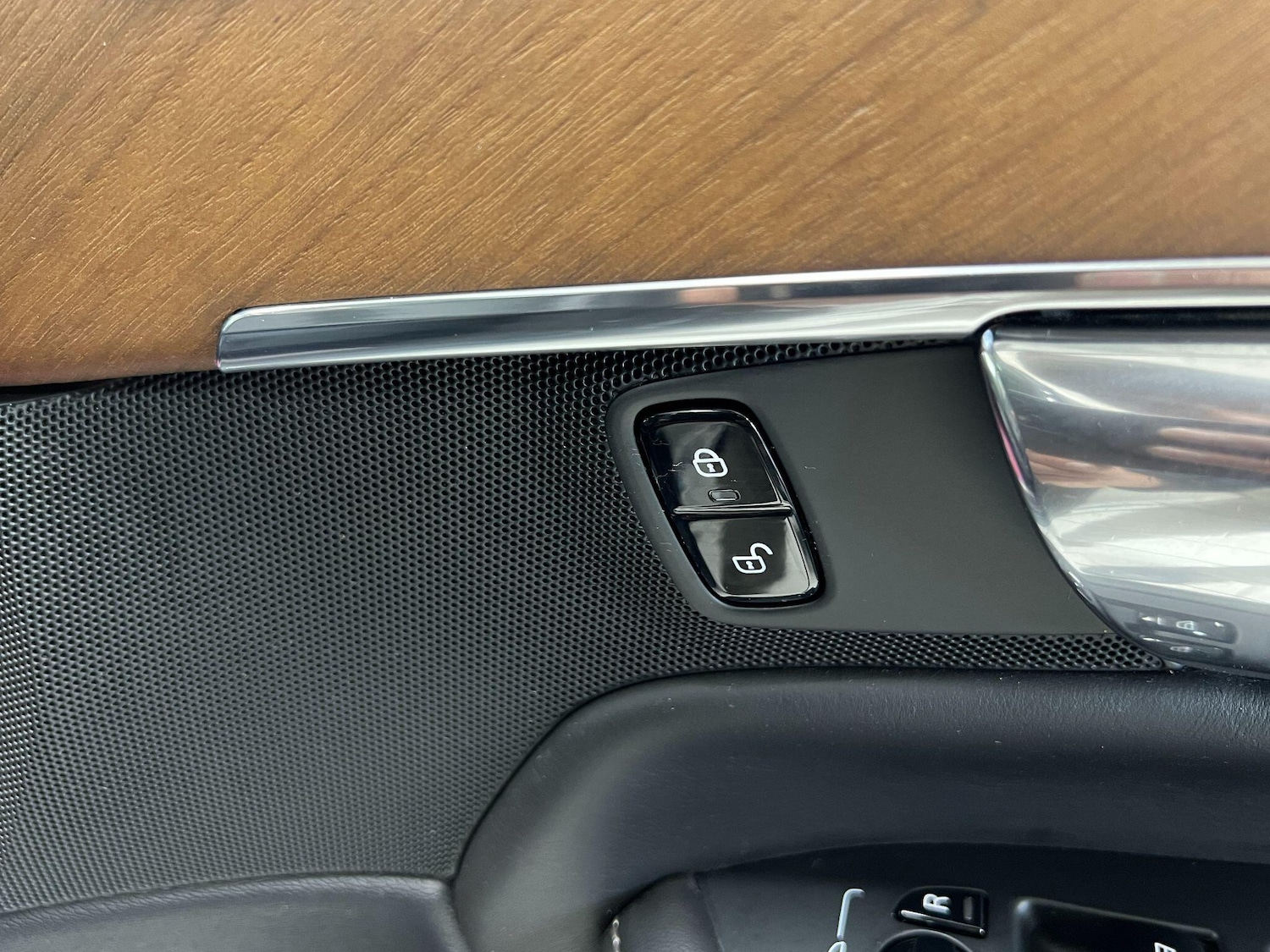 Used Volvo XC90 2016 for sale - 77015916: Photo 32