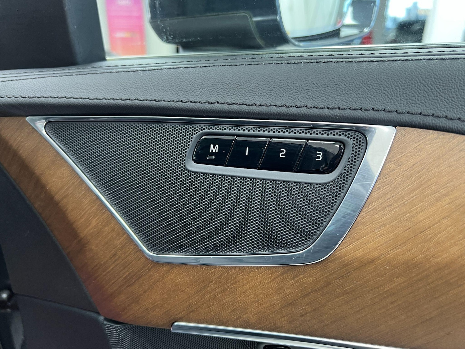 Used Volvo XC90 2016 for sale - 77015916: Photo 33