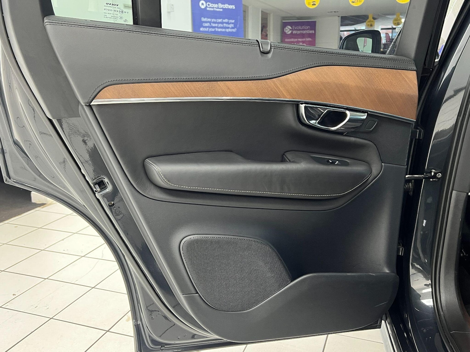 Used Volvo XC90 2016 for sale - 77015916: Photo 44