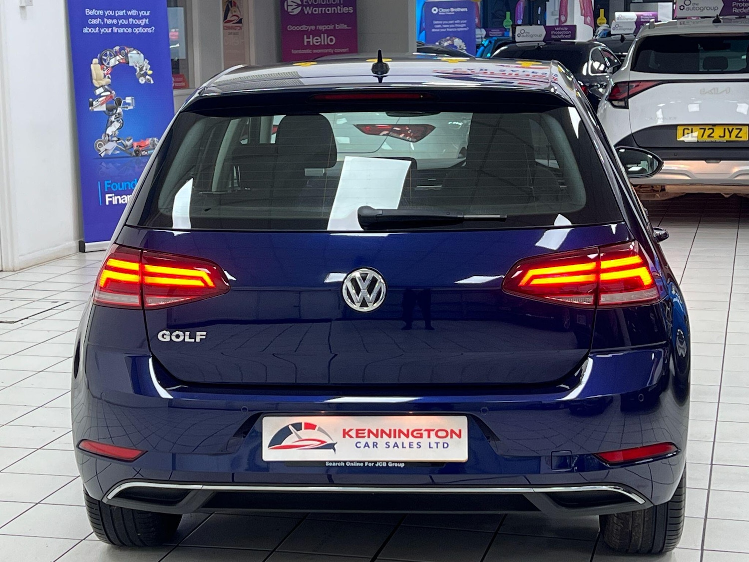 Used Volkswagen Golf 2018 for sale - 77040838: Photo 15