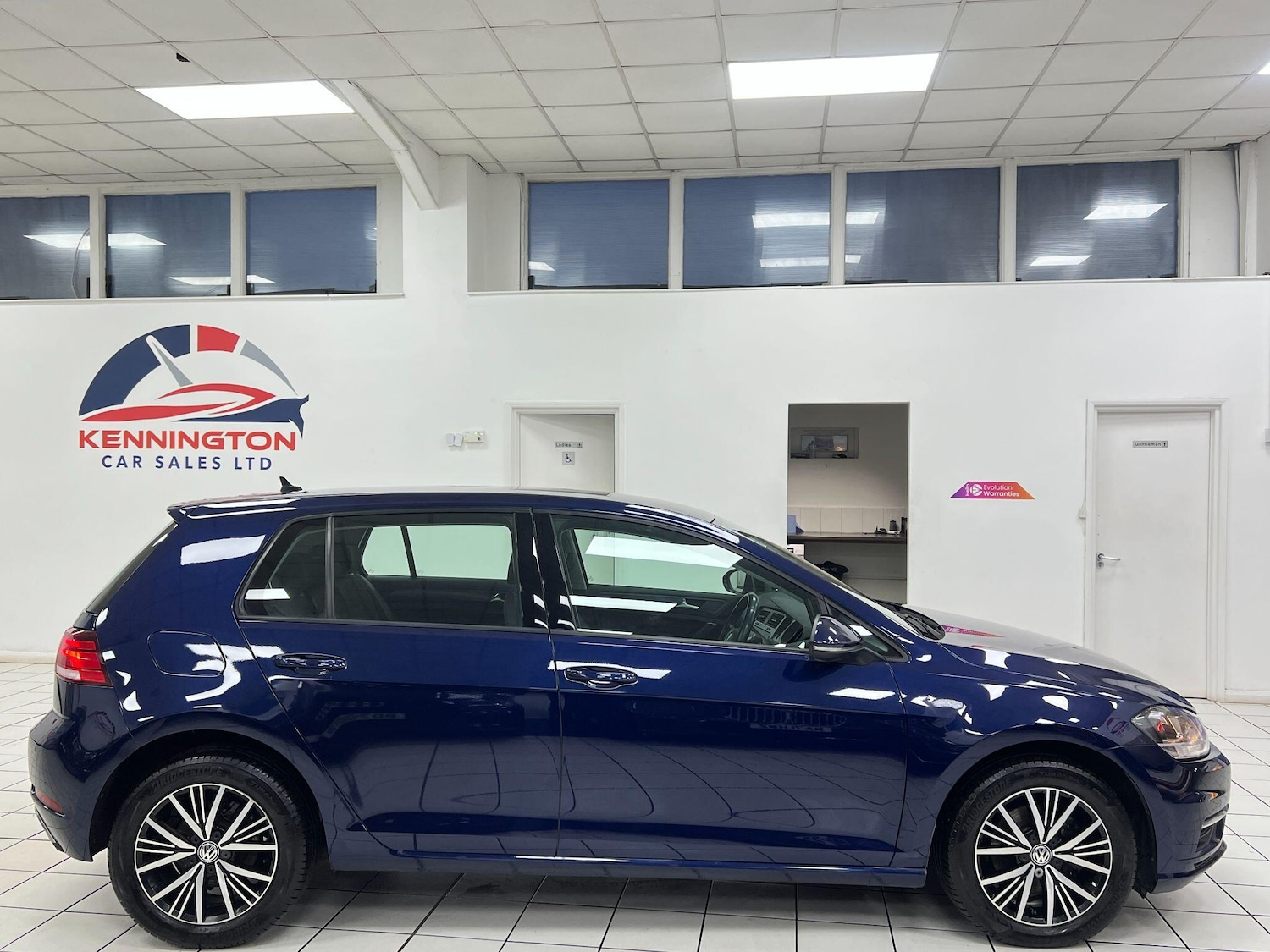 Used Volkswagen Golf 2018 for sale - 77040838: Photo 17