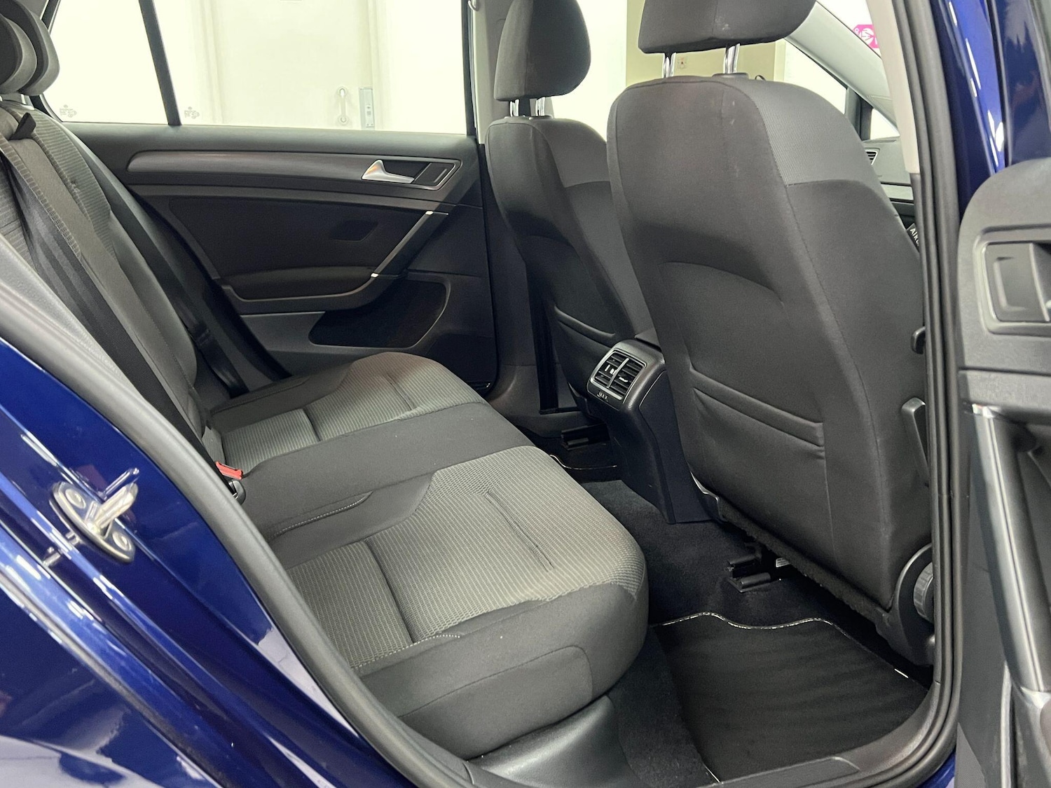 Used Volkswagen Golf 2018 for sale - 77040838: Photo 23