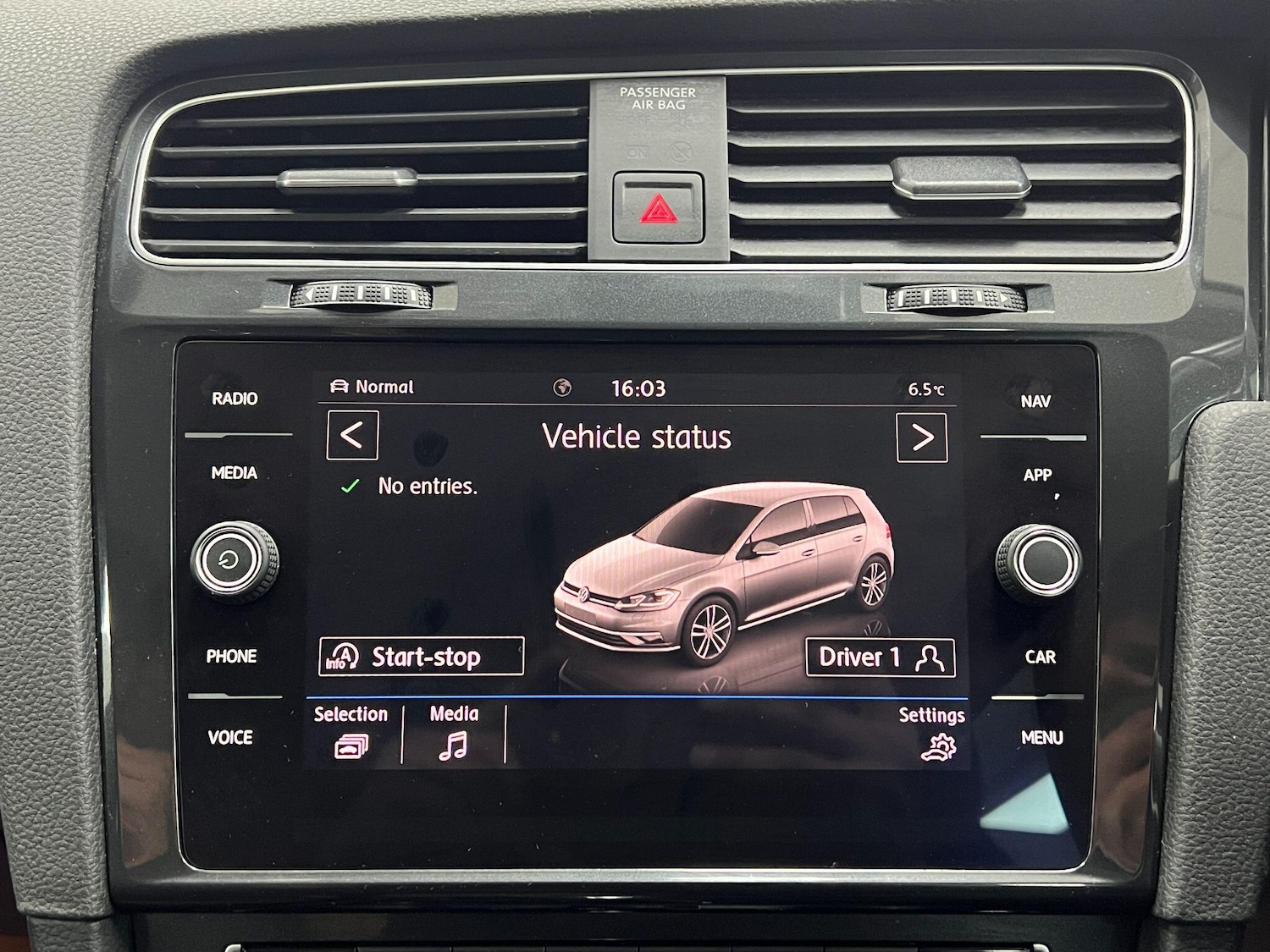 Used Volkswagen Golf 2018 for sale - 77040838: Photo 53