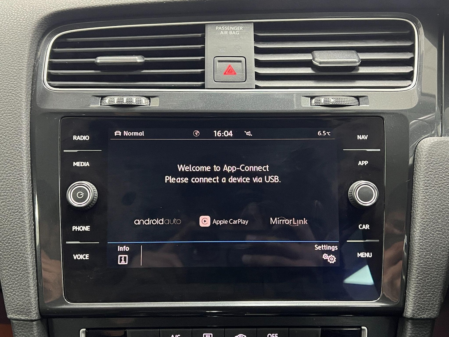 Used Volkswagen Golf 2018 for sale - 77040838: Photo 58