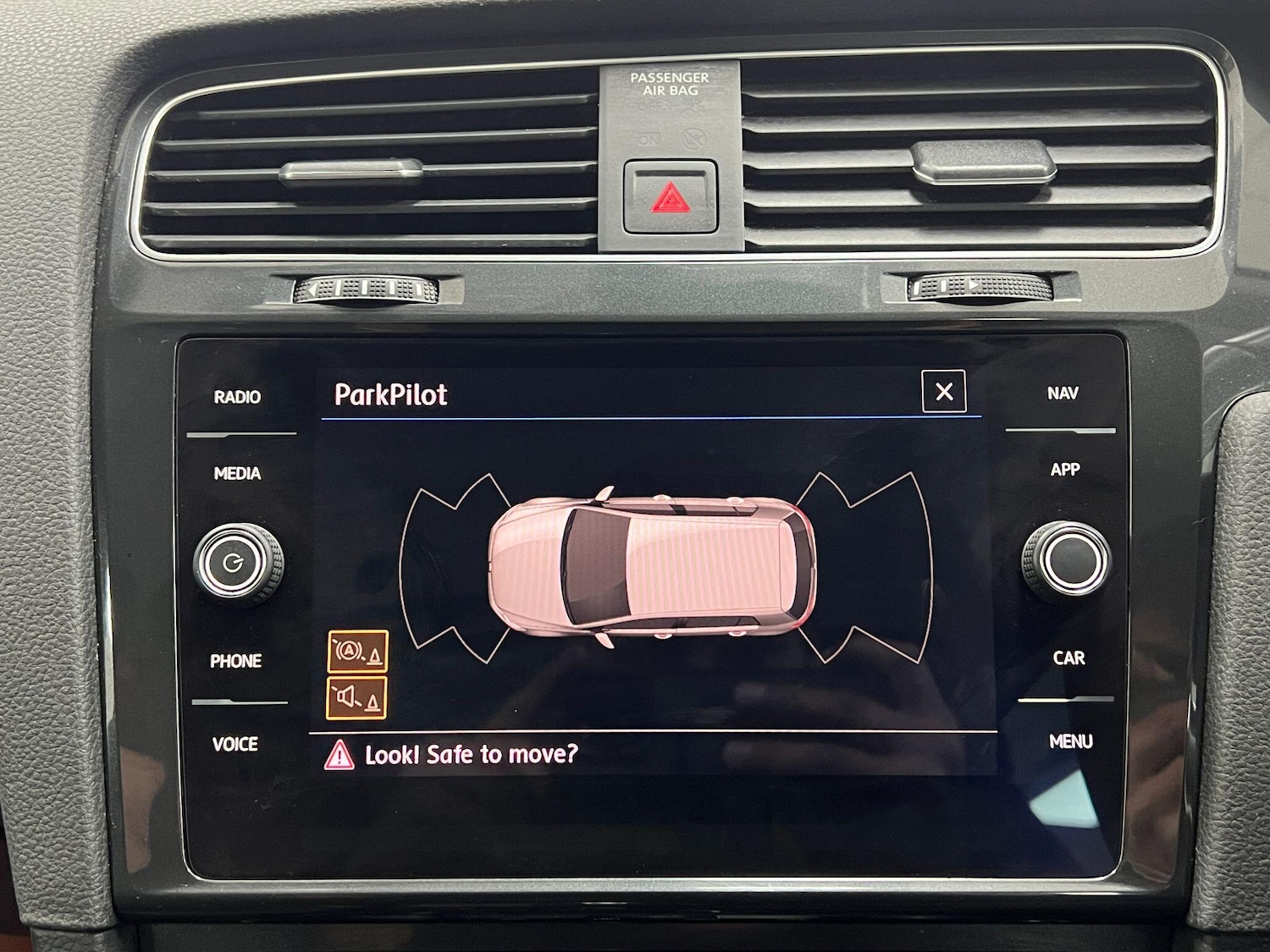 Used Volkswagen Golf 2018 for sale - 77040838: Photo 61