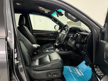 Used Toyota Hilux 2019 for sale - 78246421: Photo