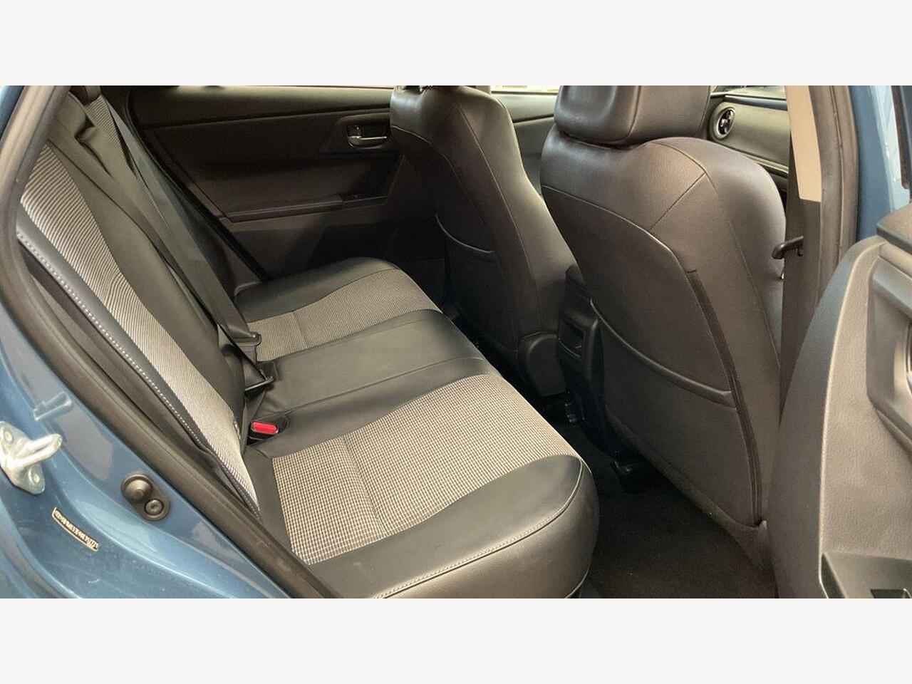 Used Toyota Auris 2017 for sale - 78035657: Photo 15