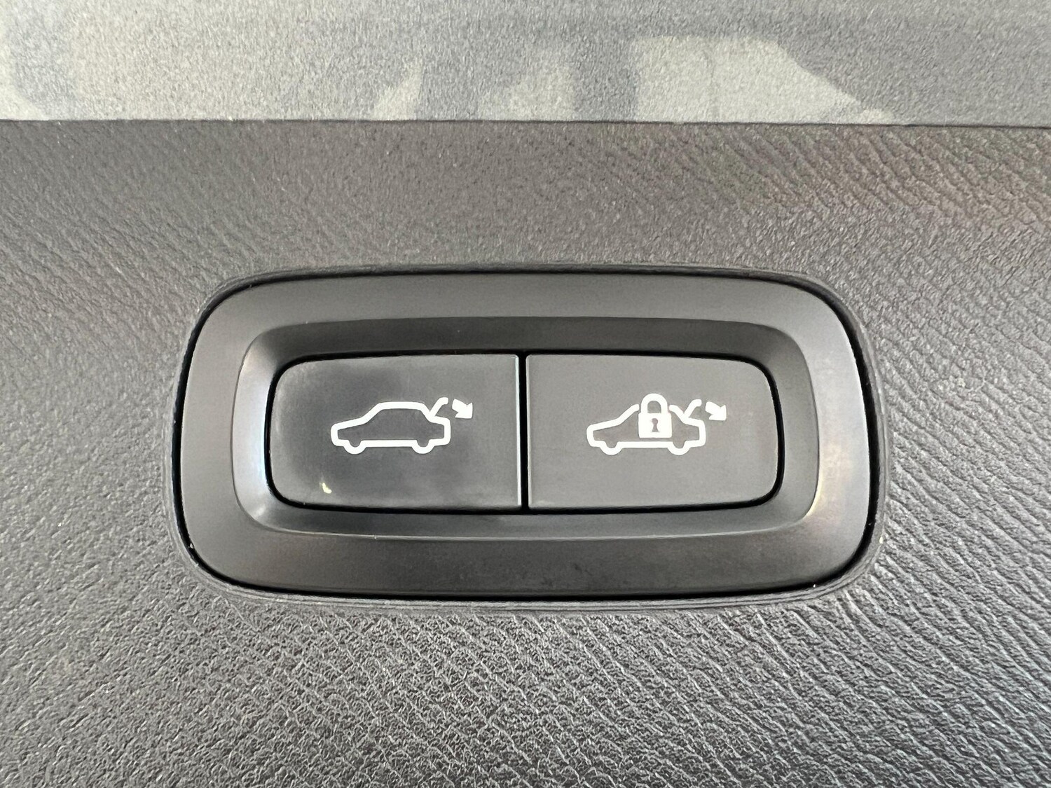 Used Volvo XC90 2017 for sale - 76899405: Photo 27