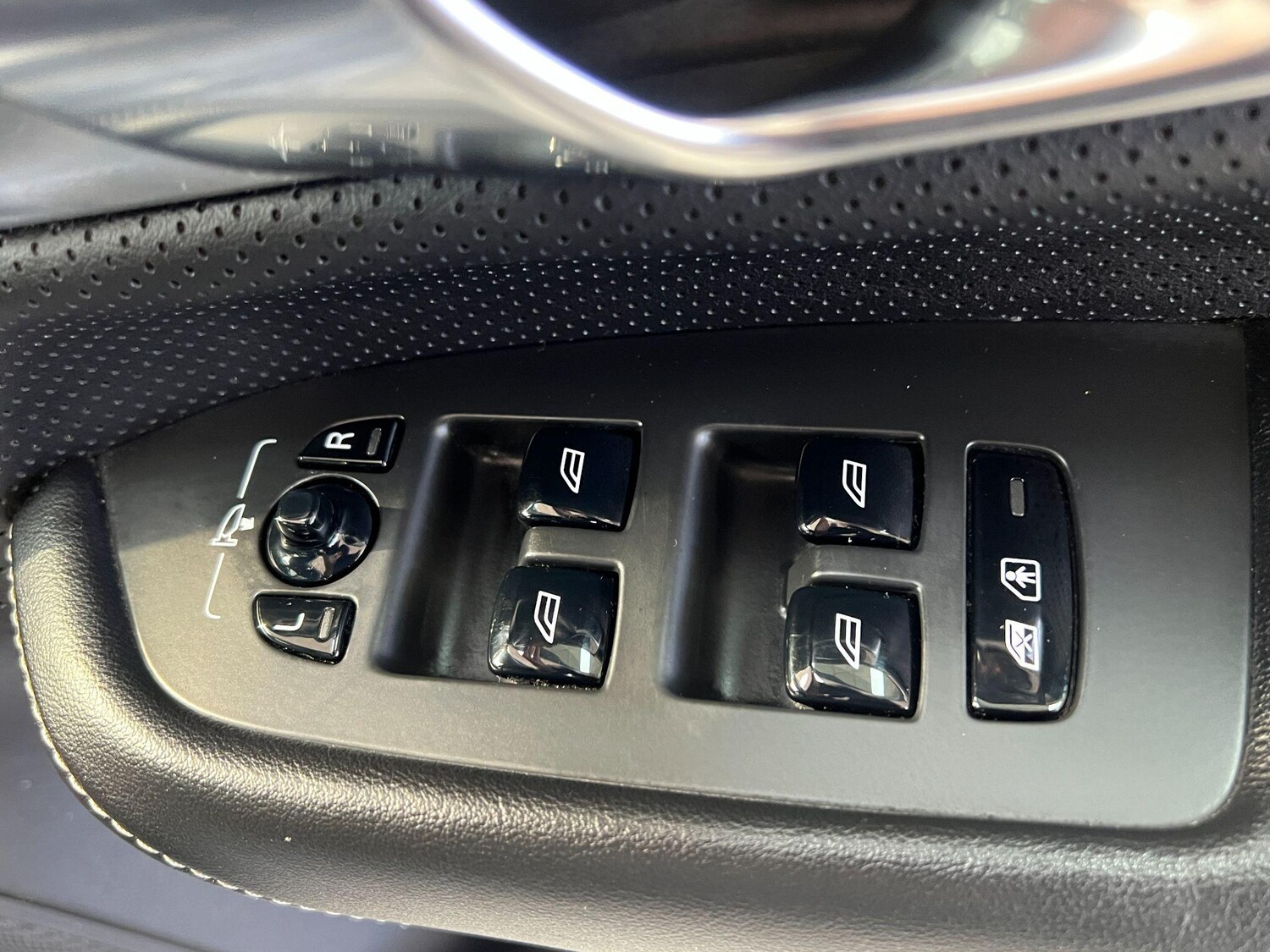 Used Volvo XC90 2017 for sale - 76899405: Photo 29