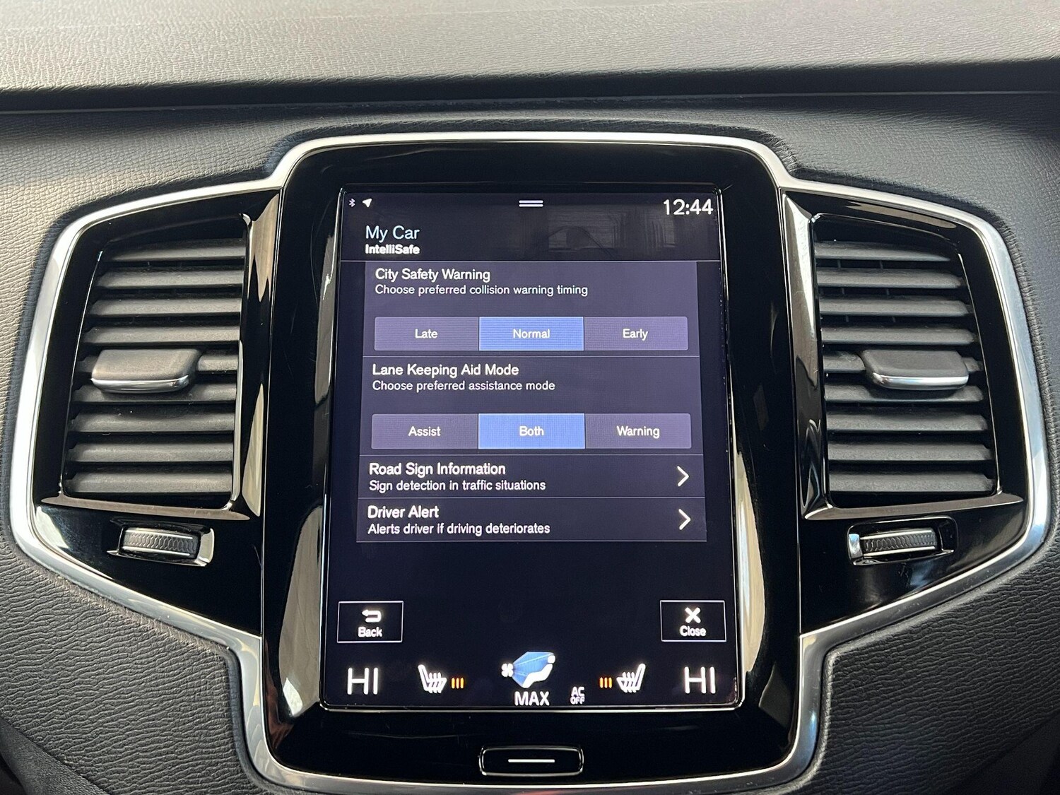 Used Volvo XC90 2017 for sale - 76899405: Photo 73