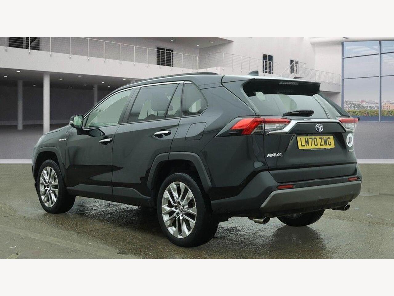 Used Toyota RAV4 2021 for sale - 77743909: Photo 5