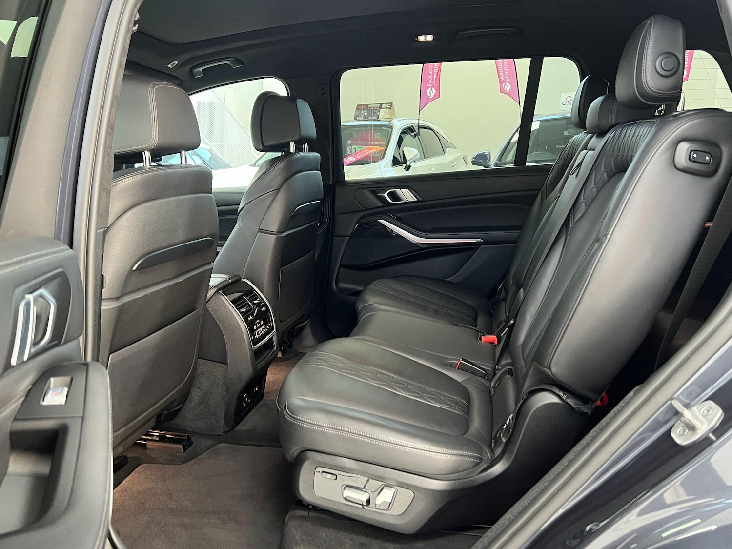 Used BMW X7 2021 for sale - 77559302: Photo 17