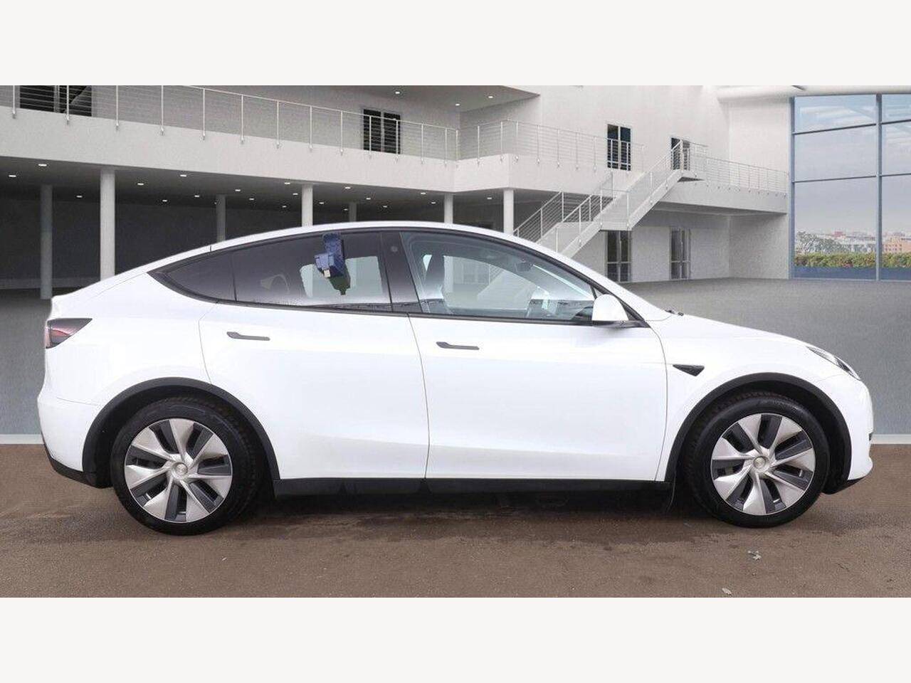 Used Tesla Model Y 2023 for sale - 77795438: Photo 8