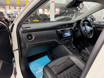 Used Toyota Auris 2017 for sale - 79249733: Photo