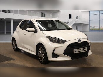 Used Toyota Yaris 2022 for sale - 77387387: Photo