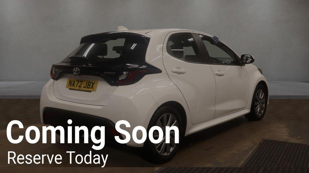 Used Toyota Yaris 2022 for sale - 77387387: Photo 30