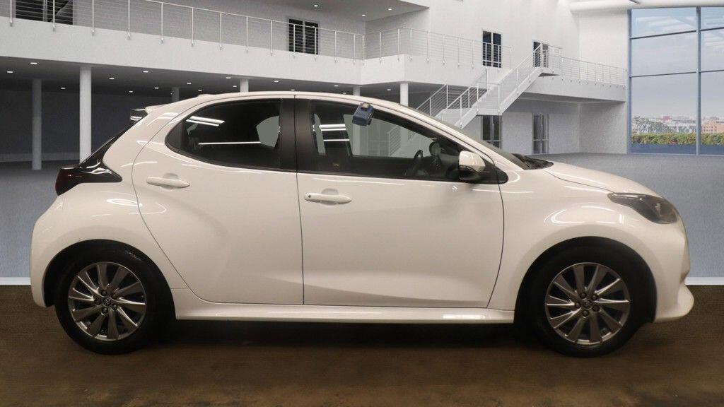 Used Toyota Yaris 2022 for sale - 77387387: Photo 9