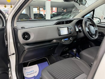 Used Toyota Yaris 2017 for sale - 79249735: Photo